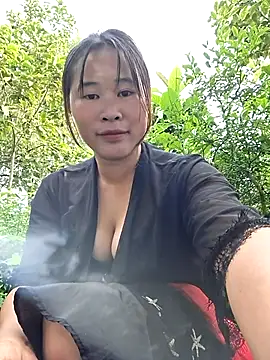 ALIENHR38 online show from October 3, 2025, 1:42 am