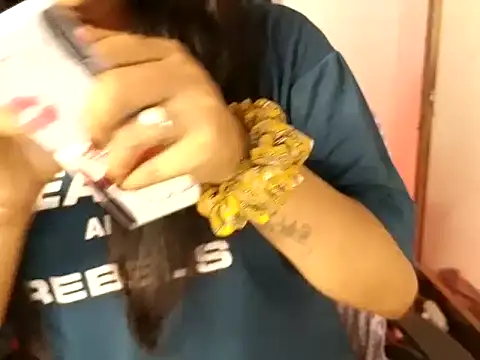 mansi201 online show from October 6, 2025, 1:56 pm