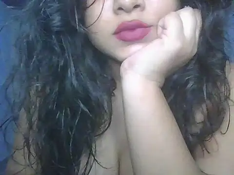 priyaverma00 online show from September 29, 2025, 5:51 pm