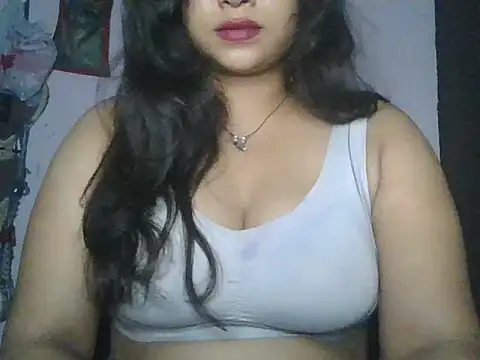 priyaverma00 online show from September 11, 2025, 6:19 pm