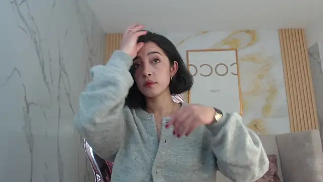 Snapshot of sara_lopez_s chatting on October 2, 2025, 1:47 pm sara lopez s online show from October 2, 2025, 1:47 pm