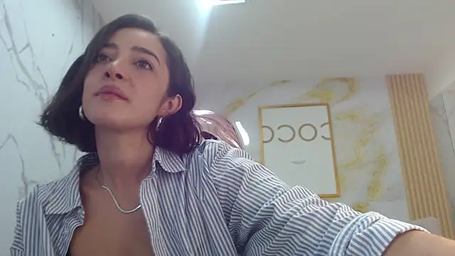 Snapshot of sara_lopez_s chatting on September 29, 2025, 1:17 pm sara lopez s online show from September 29, 2025, 1:17 pm