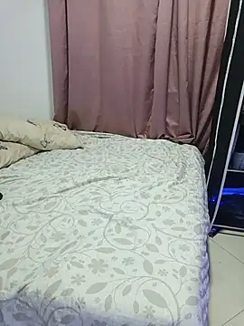 Snapshot of GabyMontenegro chatting on February 19, 2026, 3:47 am GabyMontenegro online show from February 19, 2026, 3:47 am