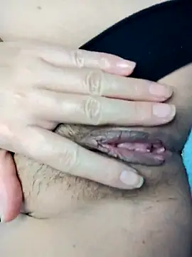 Lyly suri07 online show from March 11, 2026, 8:03 pm