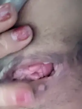 Lyly suri07 online show from December 3, 2025, 5:01 pm