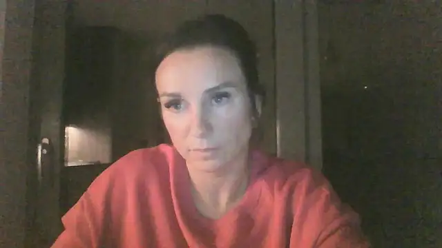 Justnani001 online show from November 1, 2025, 10:47 pm