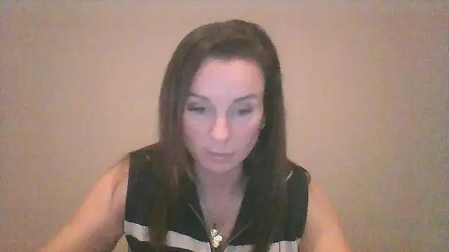 Justnani001 online show from March 1, 2026, 10:43 pm