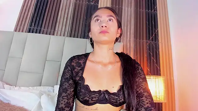 Nicolqueen  online show from March 25, 2026, 11:09 am