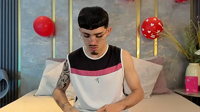 NikoStone  online show from February 14, 2026, 4:45 am