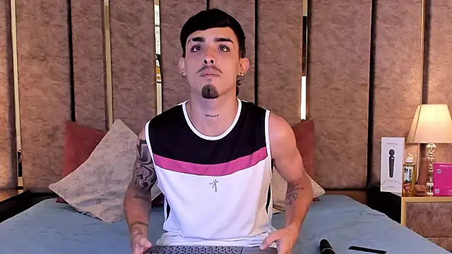 NikoStone  online show from March 28, 2026, 2:12 am