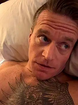 DILFiGuess11 online show from November 14, 2025, 6:06 am