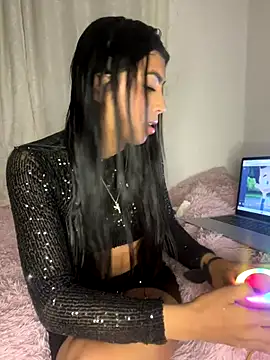 DianeSuns  online show from December 23, 2025, 3:06 am