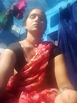 Jooli xx online show from March 28, 2026, 1:34 pm