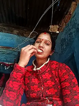 Jooli xx online show from February 27, 2026, 3:18 am