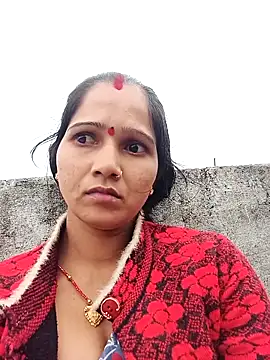 Jooli xx online show from October 31, 2025, 11:29 am