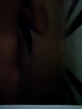 Snapshot of johnysinsr chatting on November 4, 2025, 2:26 am johnysinsr online show from November 4, 2025, 2:26 am