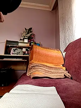 Snapshot of Meliwem12 chatting on February 18, 2026, 11:28 am Meliwem12 online show from February 18, 2026, 11:28 am