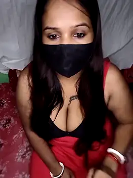 Snapshot of V-hot-swiet chatting on September 23, 2025, 11:34 pm V-hot-swiet online show from September 23, 2025, 11:34 pm