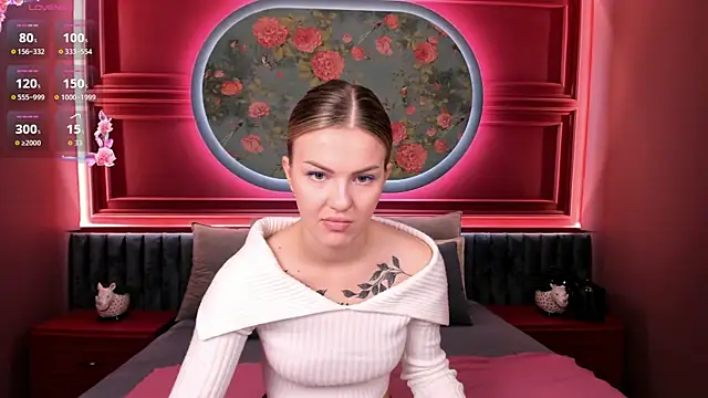 NaomiSol online show from October 3, 2025, 7:37 pm