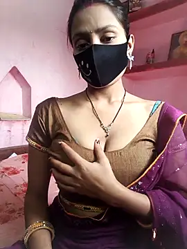 Snapshot of posewith chatting on February 12, 2026, 7:41 am posewith online show from February 12, 2026, 7:41 am