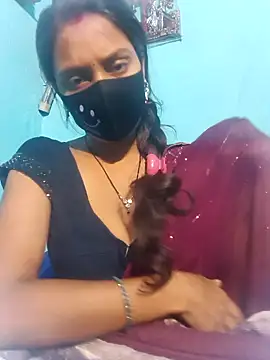 Snapshot of posewith chatting on February 15, 2026, 12:33 am posewith online show from February 15, 2026, 12:33 am