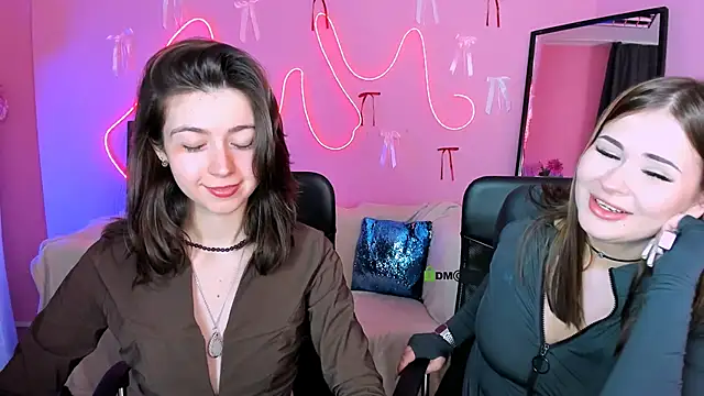 kitniss dreamy online show from April 12, 2026, 7:17 pm