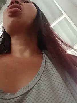 Snapshot of Amanda39 chatting on July 13, 2026, 10:20 pm Amanda39 online show from July 13, 2026, 10:20 pm
