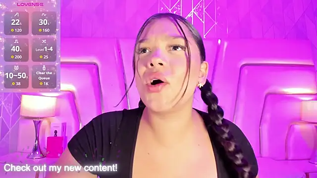 HatsaJones online show from February 7, 2026, 4:09 am