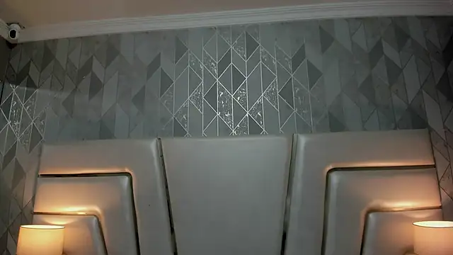 HatsaJones online show from March 6, 2026, 3:56 am