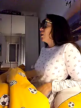 Snapshot of sexy7883 chatting on November 16, 2025, 6:40 am sexy7883 online show from November 16, 2025, 6:40 am