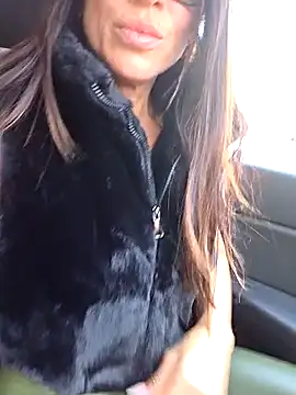 Snapshot of sexy7883 chatting on October 25, 2025, 10:14 am sexy7883 online show from October 25, 2025, 10:14 am