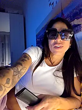 Snapshot of sexy7883 chatting on November 15, 2025, 6:28 am sexy7883 online show from November 15, 2025, 6:28 am