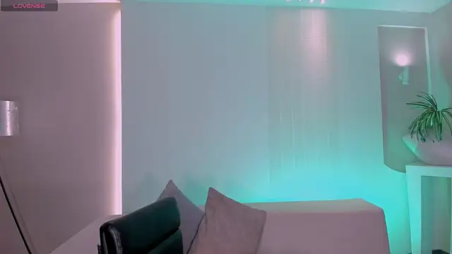 SussyBellX online show from November 10, 2025, 9:20 pm