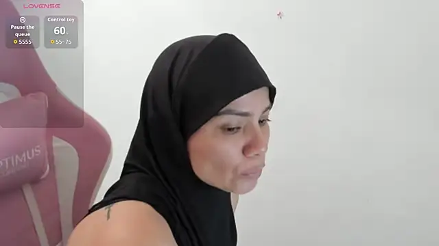 dalila kemur online show from November 13, 2025, 4:11 pm