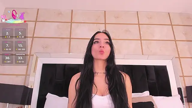 RoxyLior online show from March 4, 2026, 11:07 am