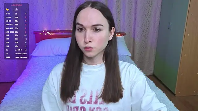 Angeel Kate online show from April 11, 2026, 5:04 am