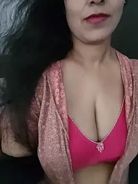Snapshot of Deepa_Sharma143 chatting on July 12, 2026, 9:21 am Deepa Sharma143 online show from July 12, 2026, 9:21 am