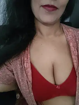 Snapshot of Deepa_Sharma143 chatting on June 25, 2026, 5:45 am Deepa Sharma143 online show from June 25, 2026, 5:45 am