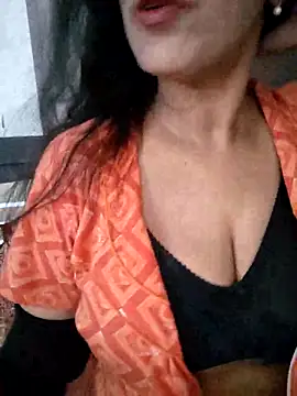 Deepa Sharma143 online show from September 28, 2025, 5:58 am