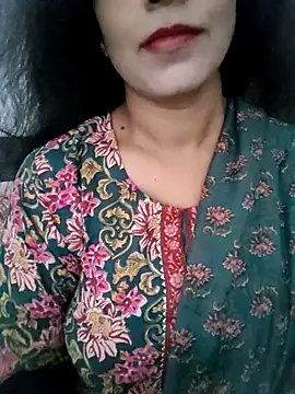 Deepa Sharma143 online show from September 15, 2025, 4:24 am