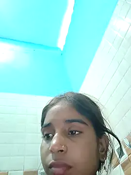 Hot-Soniya2 online show from November 25, 2025, 3:29 am