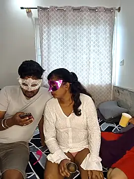 Family02 online show from October 29, 2025, 6:45 am