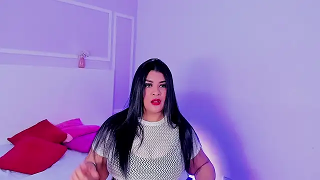 TianaGlow26 online show from February 8, 2026, 7:11 pm