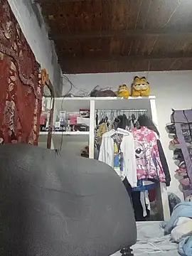 Ale lux28 online show from September 9, 2025, 3:49 am