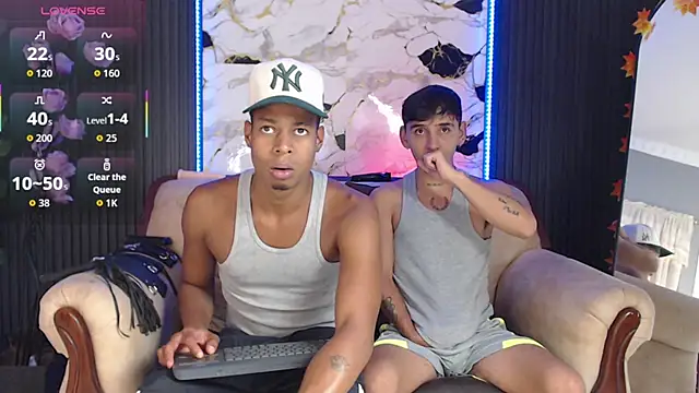 Snapshot of SpicyBoys_X chatting on March 18, 2026, 1:53 am SpicyBoys X online show from March 18, 2026, 1:53 am