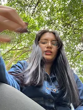 Angeldusttt online show from September 19, 2025, 6:45 pm