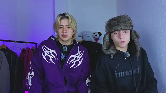 Vamps Lovers online show from September 15, 2025, 12:49 pm