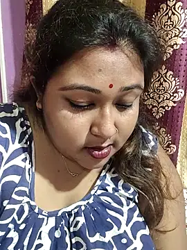 hotbhabhi011 online show from April 8, 2026, 3:46 pm