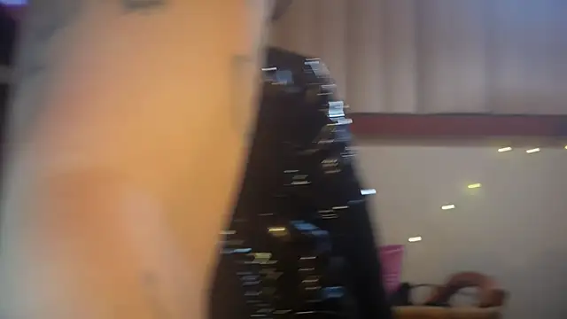 odessa-thorne online show from January 12, 2026, 1:01 am