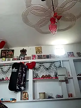 Snapshot of Rani_sahiba chatting on November 27, 2025, 8:04 am Rani sahiba online show from November 27, 2025, 8:04 am